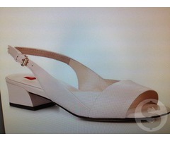 Продам босоножки hogl